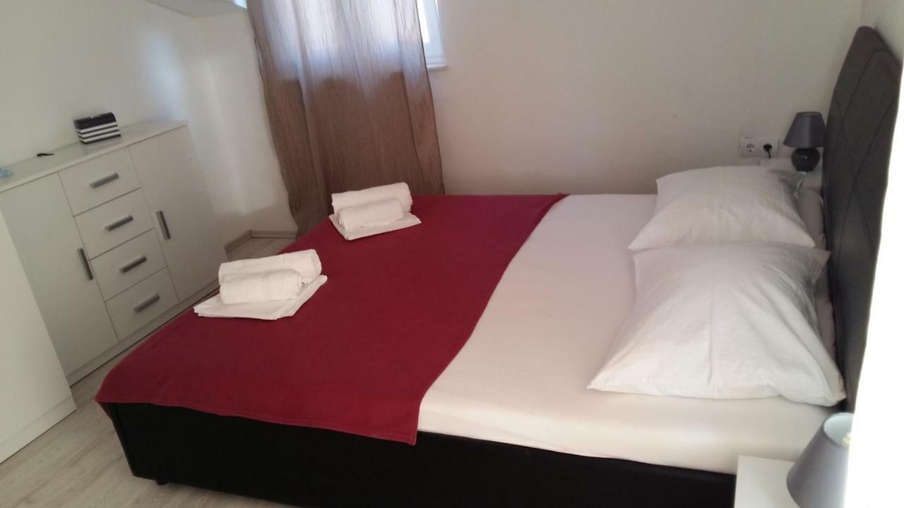 Apartments Durda Σίμπενικ Εξωτερικό φωτογραφία